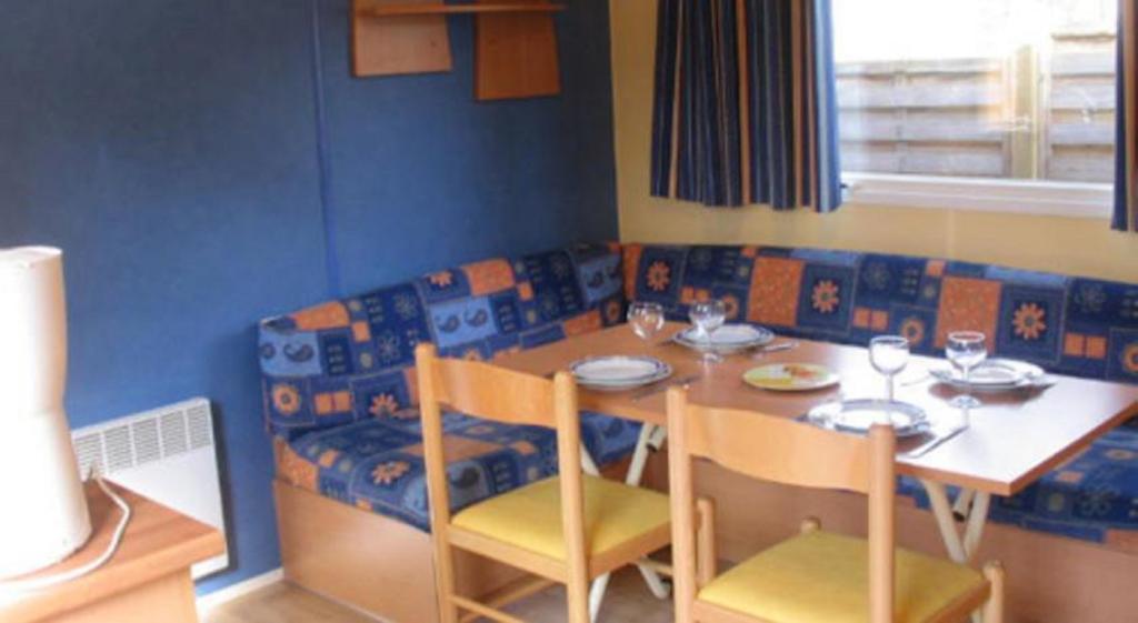 Camping Des Rochers Des Parcs Hotel เกลซี ห้อง รูปภาพ
