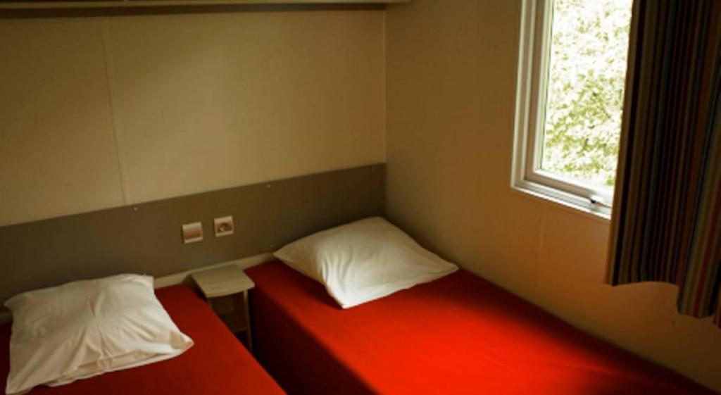Camping Des Rochers Des Parcs Hotel เกลซี ห้อง รูปภาพ
