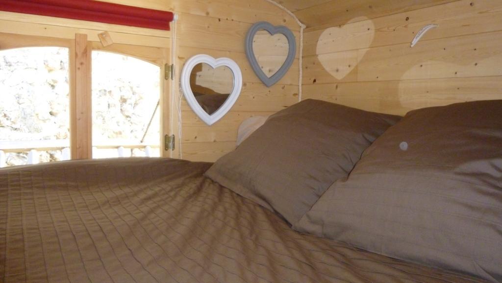 Camping Des Rochers Des Parcs Hotel เกลซี ภายนอก รูปภาพ